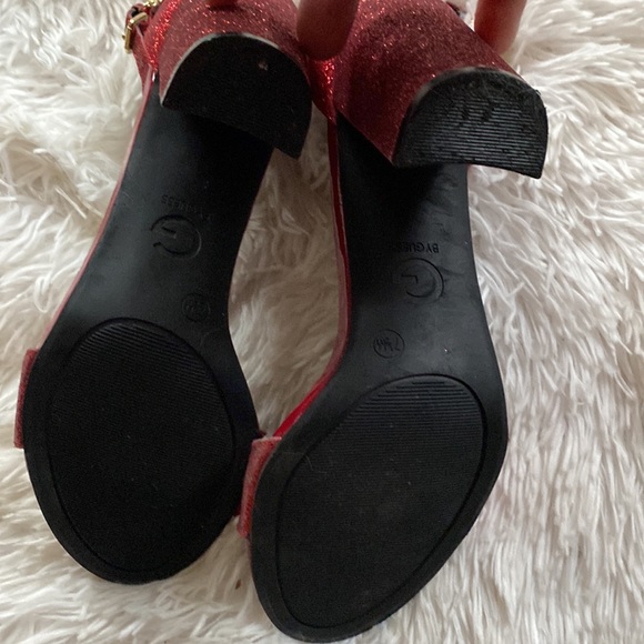 Womens Sz 7.5M red low stacked heel strap ankle wrapped glitter party sandals - Picture 12 of 13